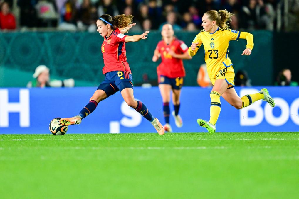 德国女足登顶世界，历史性夺取金杯