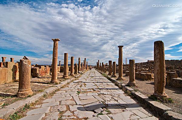 阿尔及利亚队心无退缩,迎击挑战