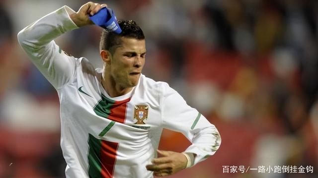 世俱杯分组-罗马成功晋级欧国联杯决赛,冲击冠军目标的简单介绍