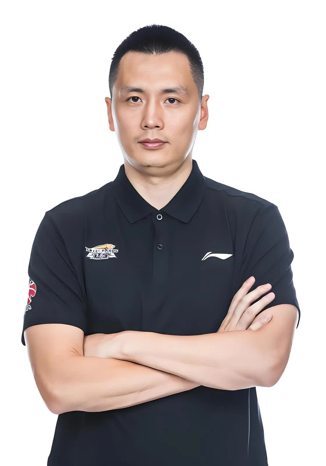 世俱杯-湖北男篮主教练喜获胜,球队状态连胜