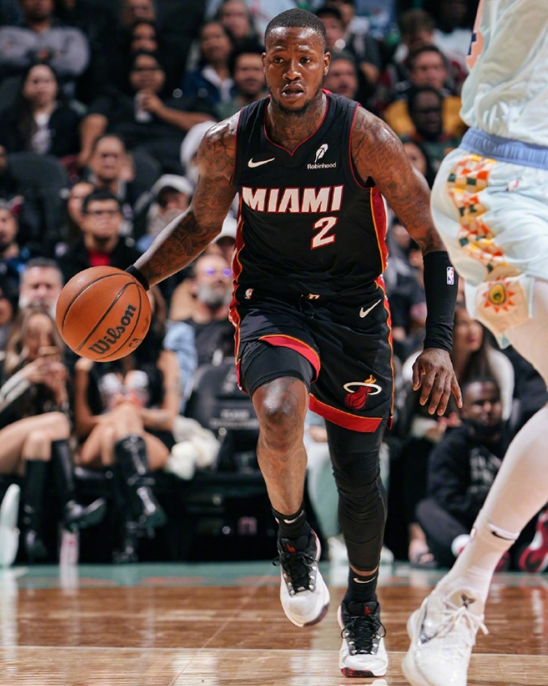 热火队球员拼尽全力,视困难如闯关的简单介绍 热火队球员拼尽全力,视困难如闯关的简单介绍