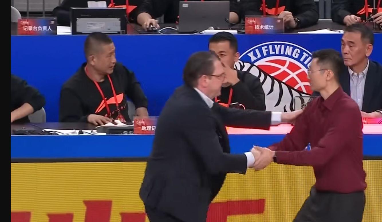 福建男篮战胜甘肃，全队同仇敌忾雄心勃发