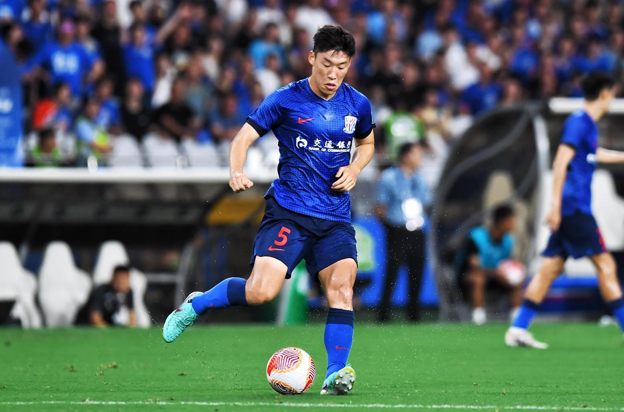 申花瞄准冠军,正面对阵权健的简单介绍 申花瞄准冠军,正面对阵权健的简单介绍