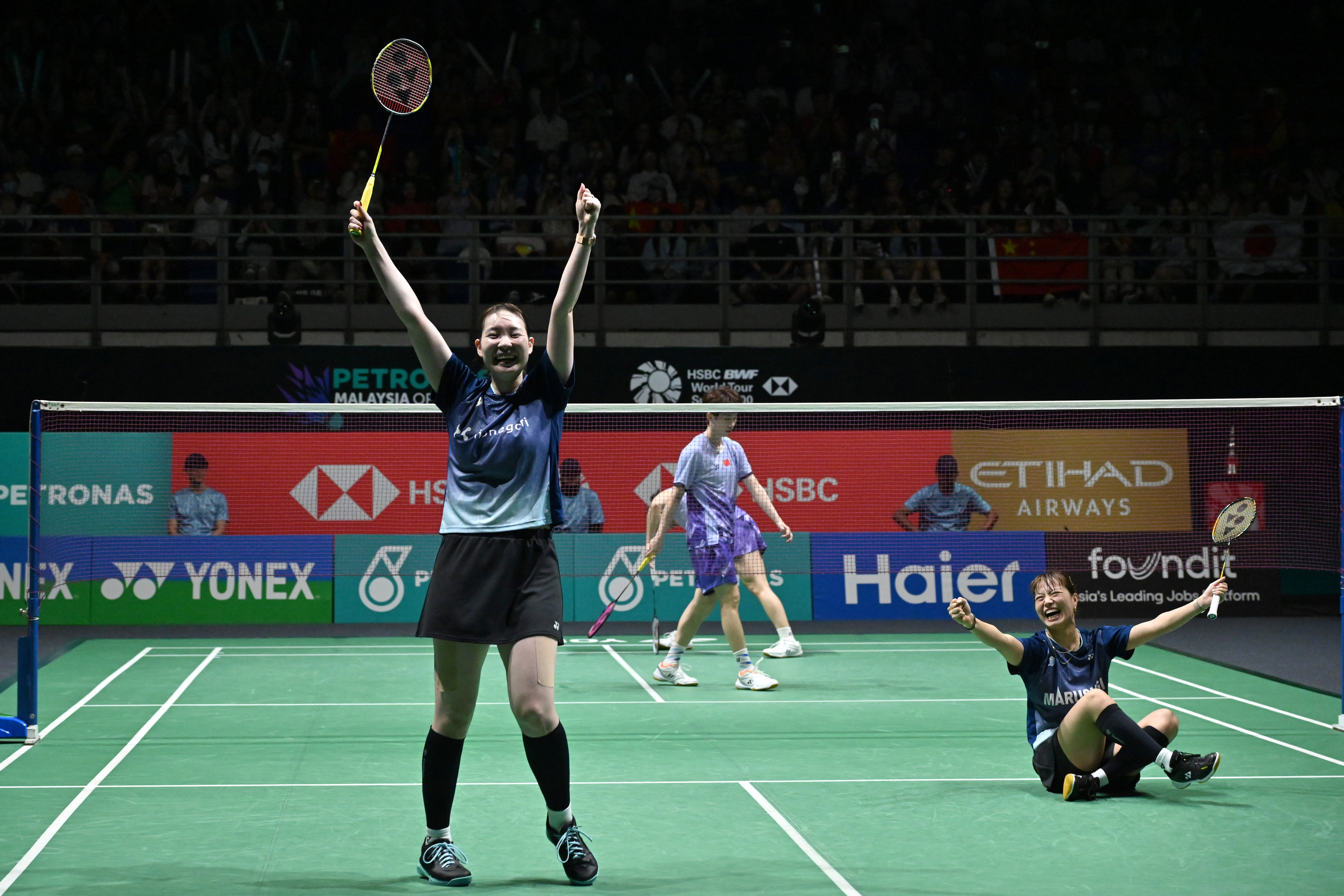 世俱杯-包含马来西亚女足队击败北美洲劲旅，成功晋级女子足球冠军联合会杯半决赛的词条