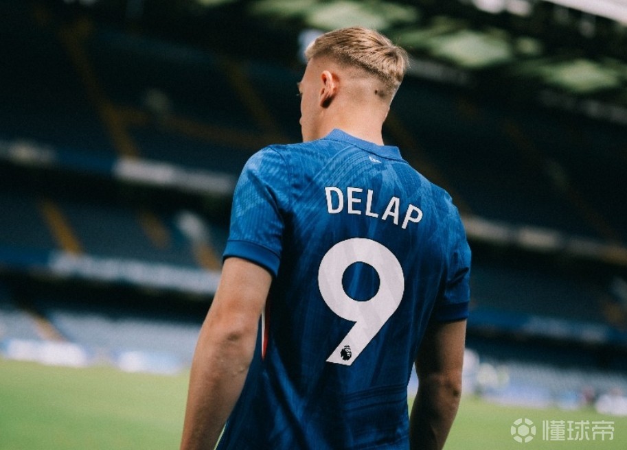 切尔西新援融入球队,主帅赞其带来新鲜血液 切尔西新援融入球队,主帅赞其带来新鲜血液