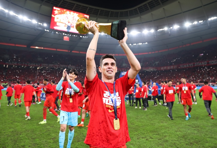 圣保罗运动员再现辉煌，卫冕金牌王者