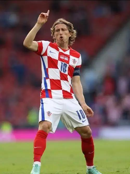 世俱杯分组-阿尔巴尼亚队欧洲预选赛走势强劲,成功晋级的简单介绍