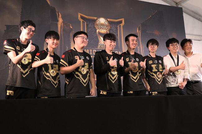 火爆局面下,谁会成为场上的英雄? 火爆局面下,谁会成为场上的英雄?