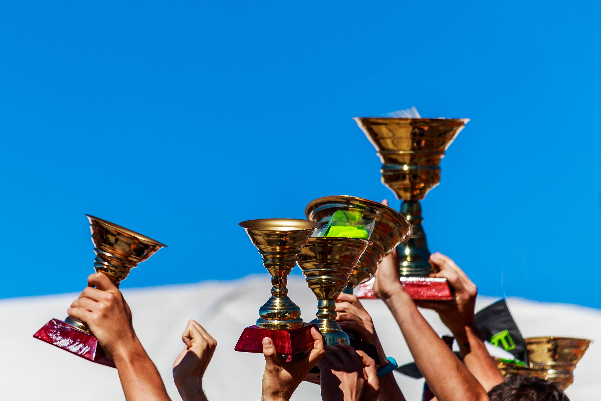 昔日冠军球队迎来突破性胜利,士气高涨向前的简单介绍 昔日冠军球队迎来突破性胜利,士气高涨向前的简单介绍