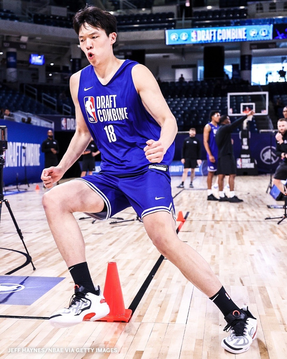 NBA选秀大会倒计时,潜力新秀备受瞩目 NBA选秀大会倒计时,潜力新秀备受瞩目