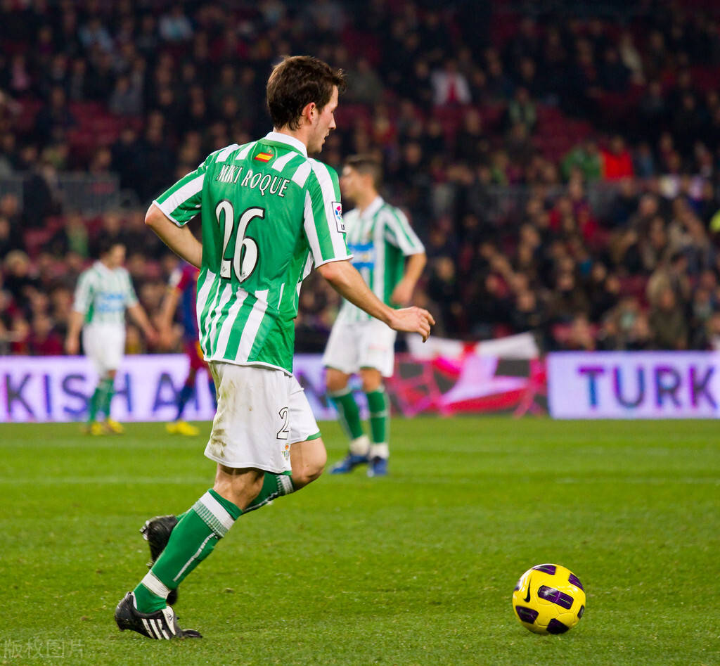 格拉纳达轻松击败巴列卡诺,继续保持不败纪录 格拉纳达轻松击败巴列卡诺,继续保持不败纪录