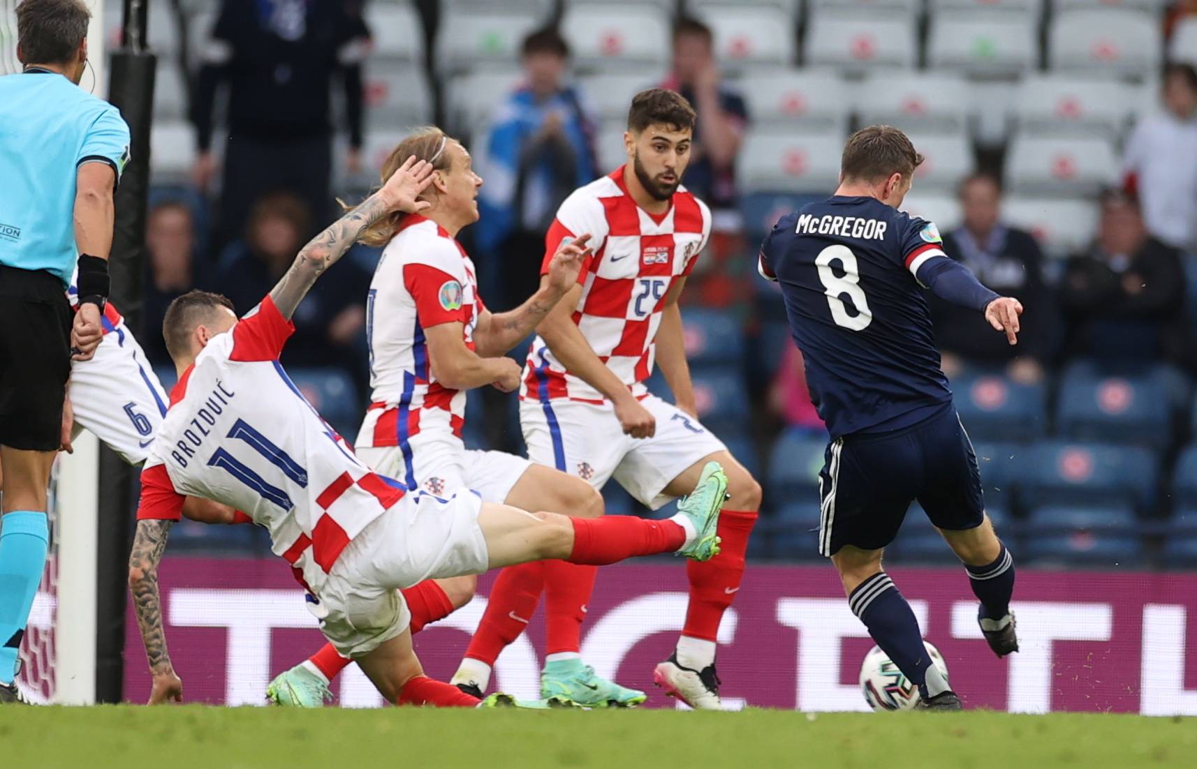 全球顶尖球队集结，精彩足球战役即将打响