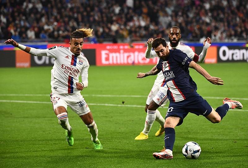 世俱杯分组-雷恩客场胜出,成功夺得关键三分