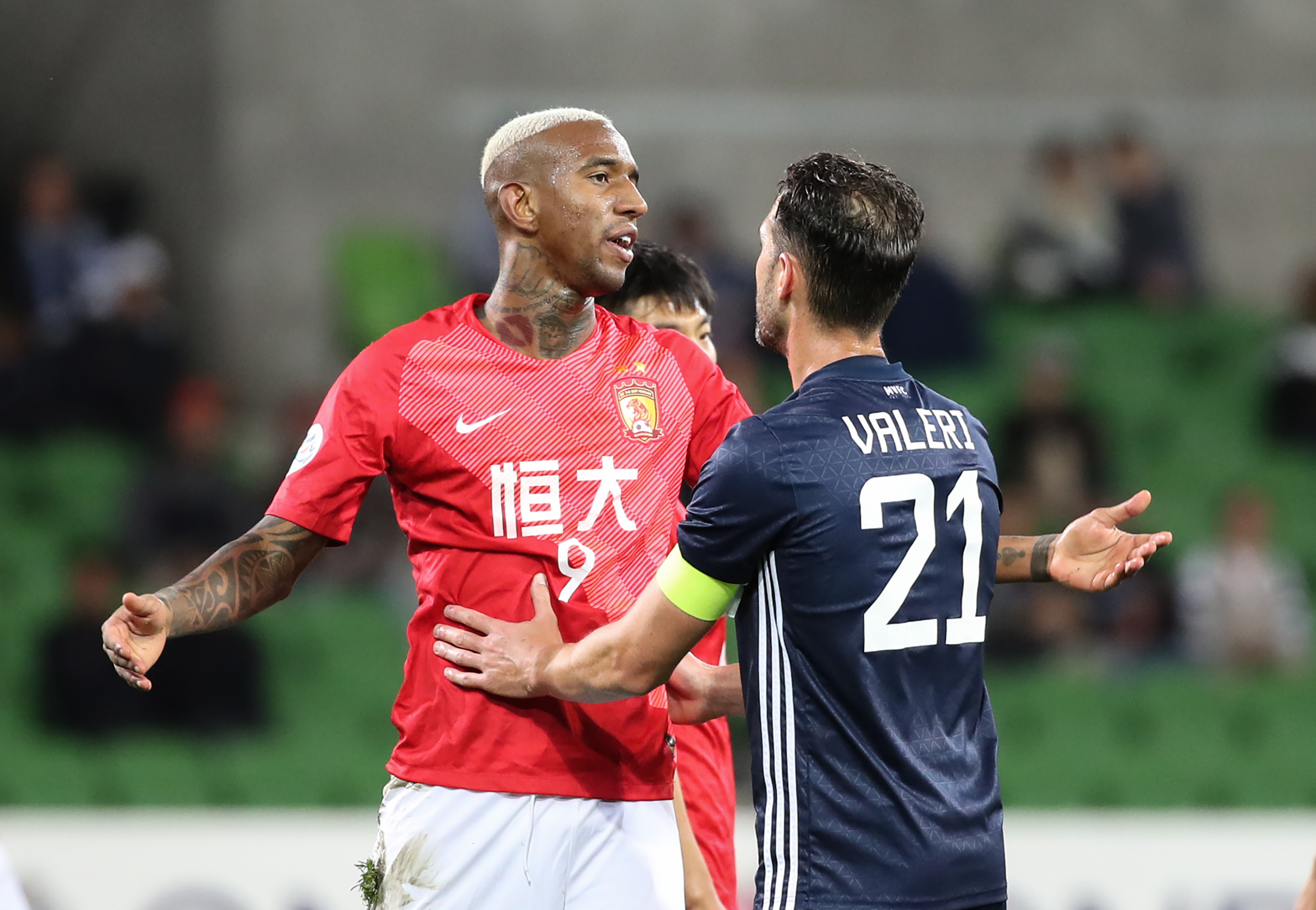 世俱杯直播-新加坡队在亚冠比赛中取得出乎意料的胜利