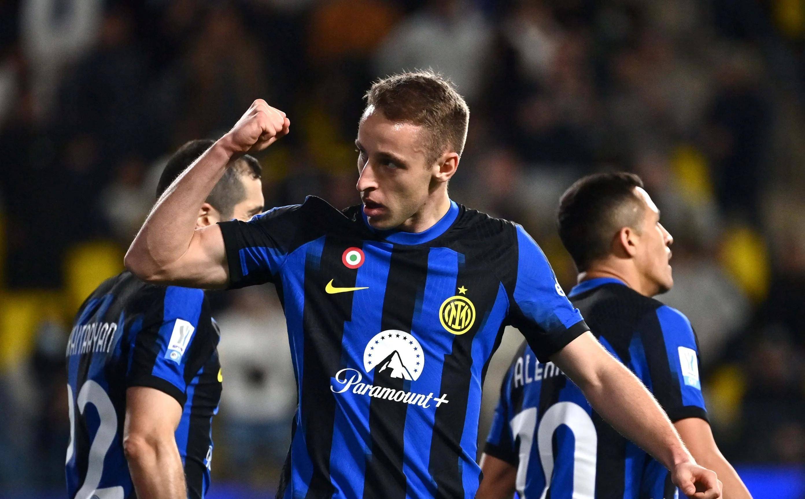 世俱杯官网-靠着一记绝杀入球胜,米兰惊险跻身胜利之列