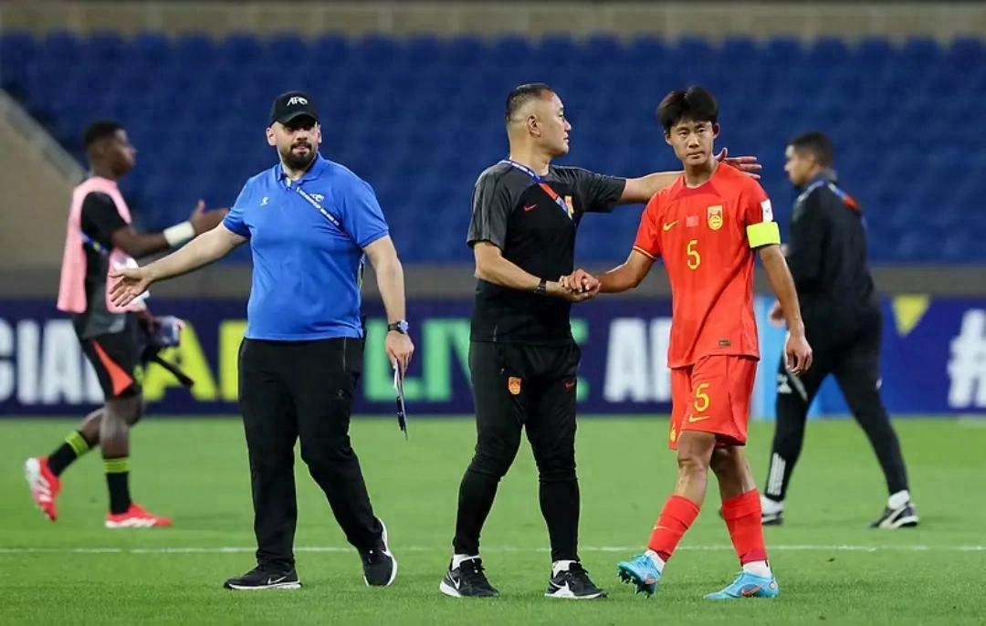 世俱杯改制-大连一方迎来大胜,球员士气爆棚