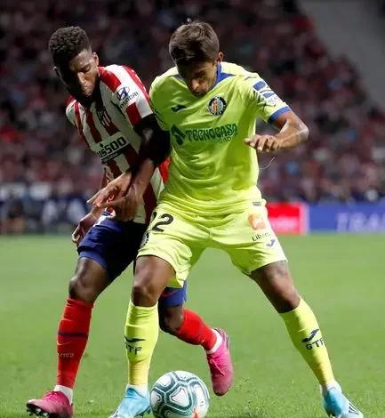 世俱杯直播-包含赫塔菲防守稳固:锋线势不可挡的词条