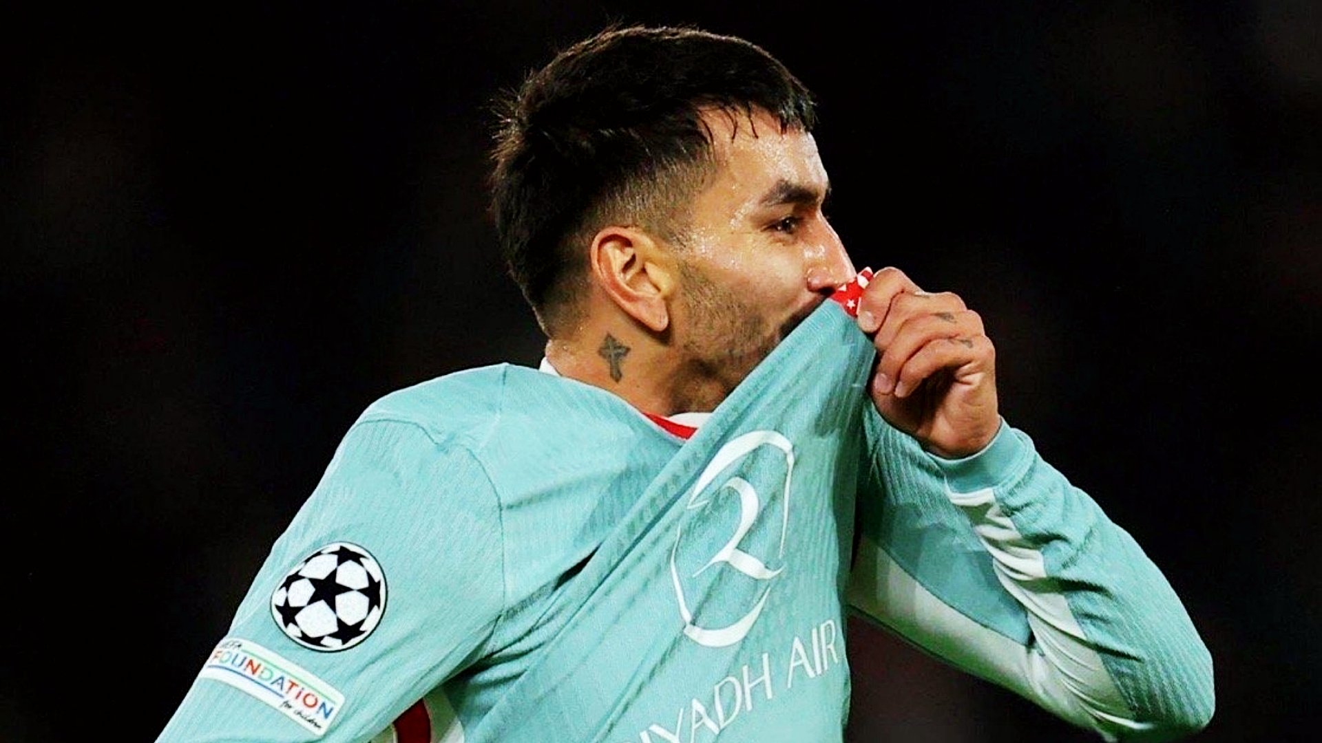 包含赫塔菲防守稳固:锋线势不可挡的词条 包含赫塔菲防守稳固:锋线势不可挡的词条