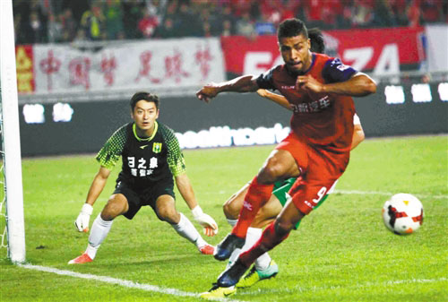 重庆力帆客场战平河南建业,取得宝贵积分 重庆力帆客场战平河南建业,取得宝贵积分