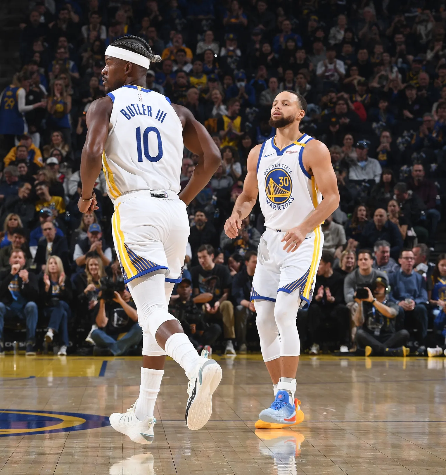 世俱杯改制-关于勇士队胜负不分,关键时刻决胜负的信息