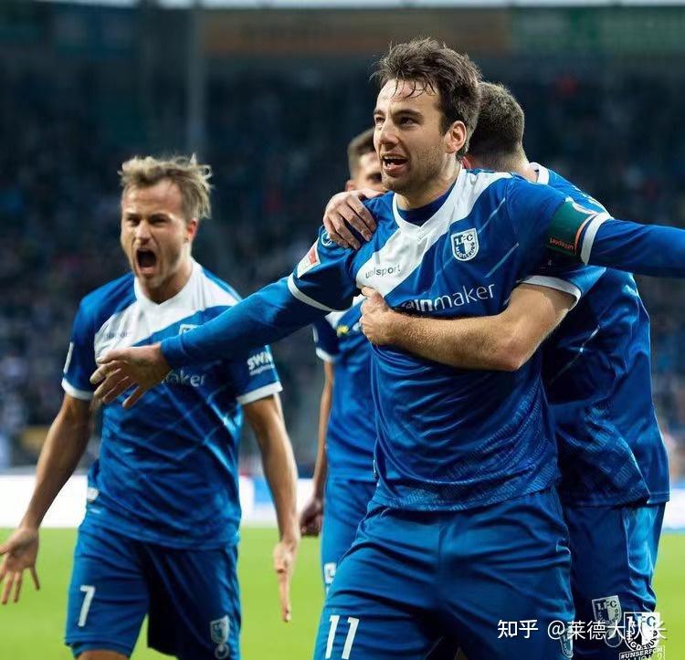 世俱杯-汉诺威96高举大旗,向胜利冲刺