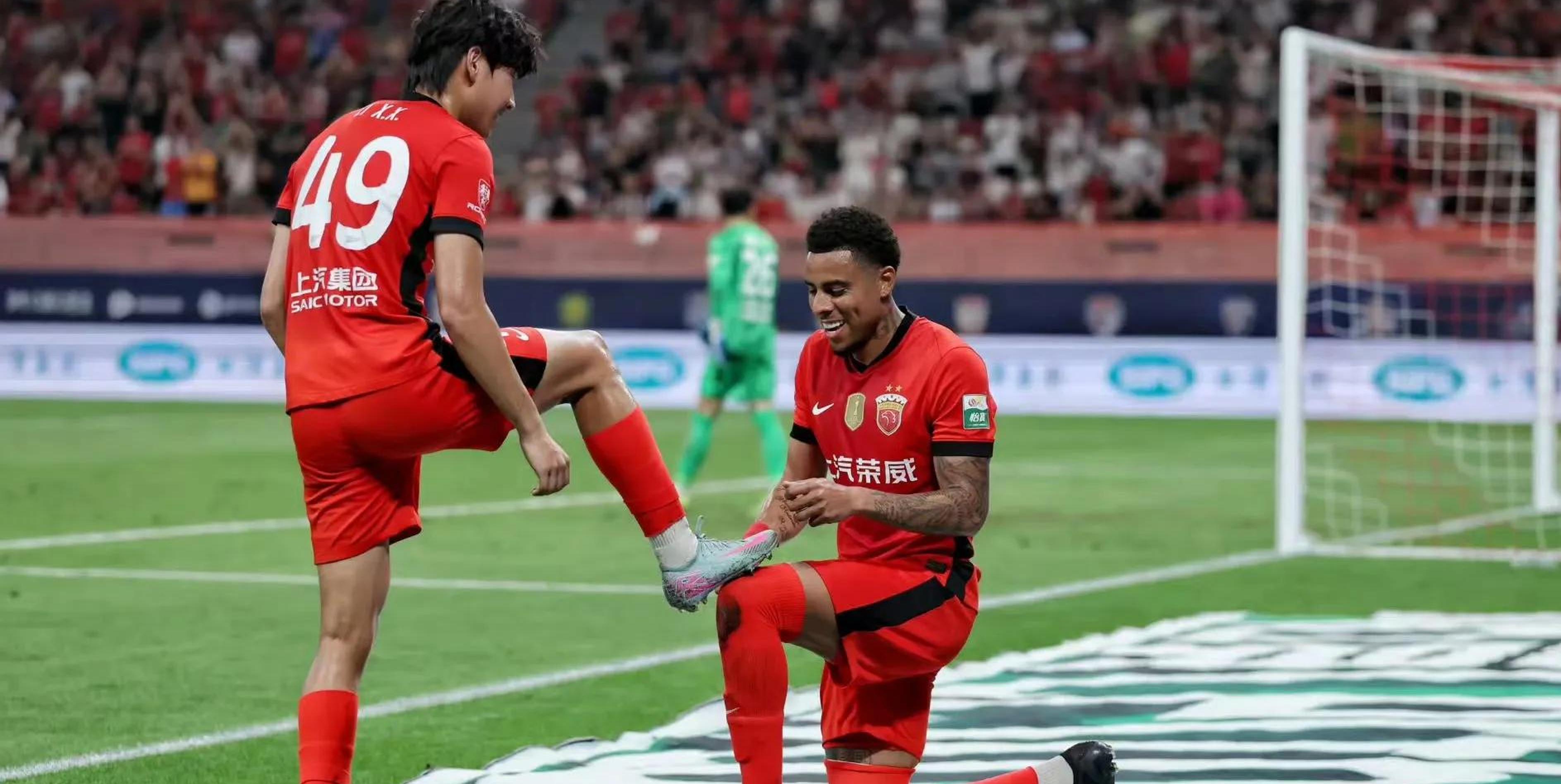 关于上海海港客场连胜,持续稳定的表现收获赞誉的信息 关于上海海港客场连胜,持续稳定的表现收获赞誉的信息