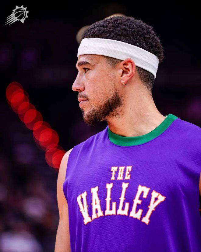 世俱杯参赛资格-关于太阳队球星布克成为本赛季得分王,被誉为新一代得分王者的信息