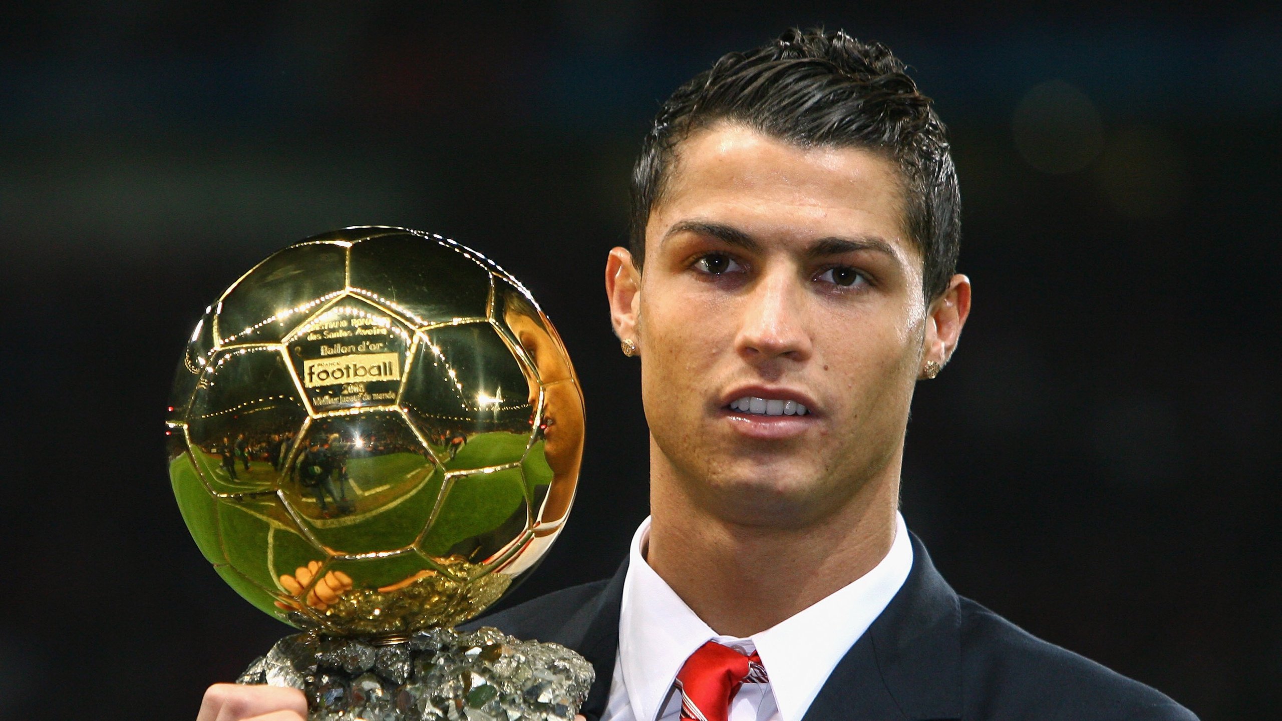 世俱杯赛程-战术铁幕下的艺术革命，当美国式压迫催生若日尼奥的终极绽放